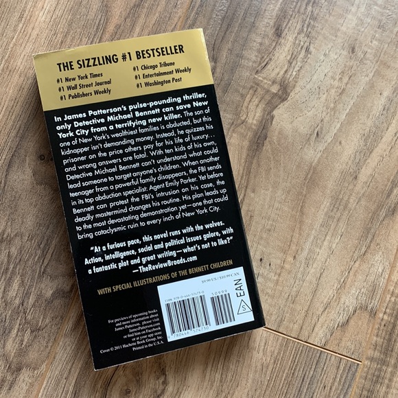 Worst Case Mass Market Paperback – Aug. 6 2013 - Picture 2 of 2